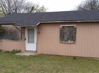 4141 Collin St, Fort Worth, TX 76119