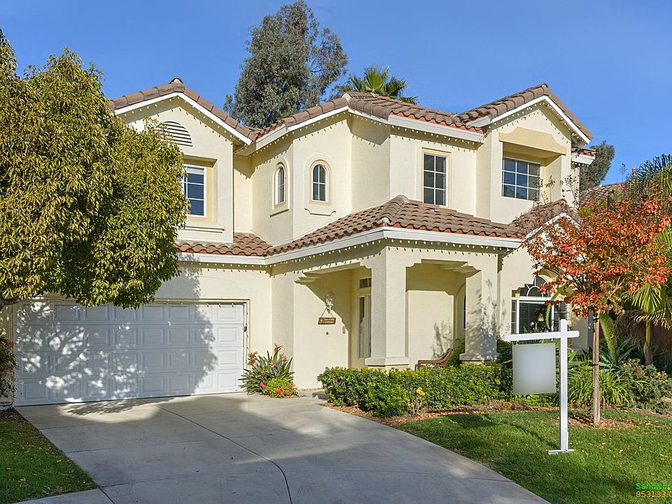 2nd image of 270 Diamante Way