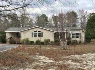 171 Valley View Dr, Byron, GA 31008