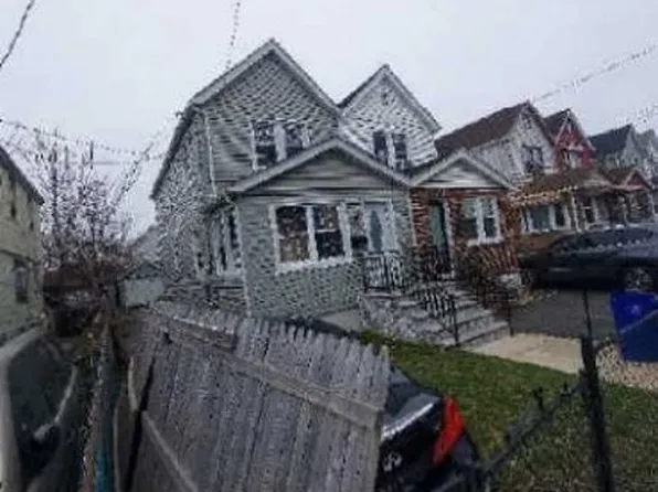 11721 201st Pl, Saint Albans, NY 11412
