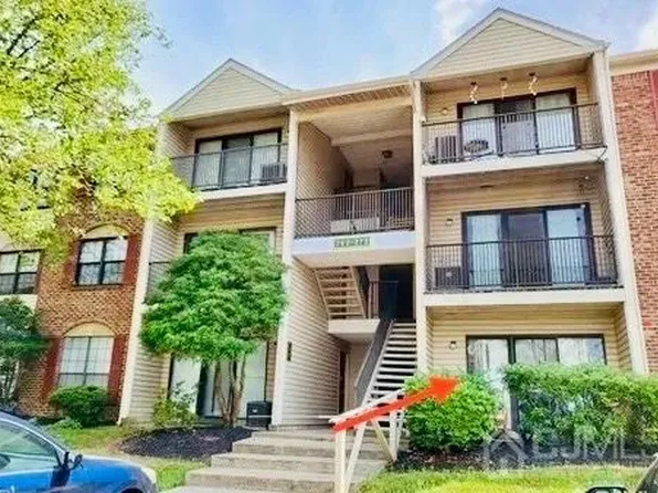265-265 Hampshire Ct, Piscataway, NJ 08854