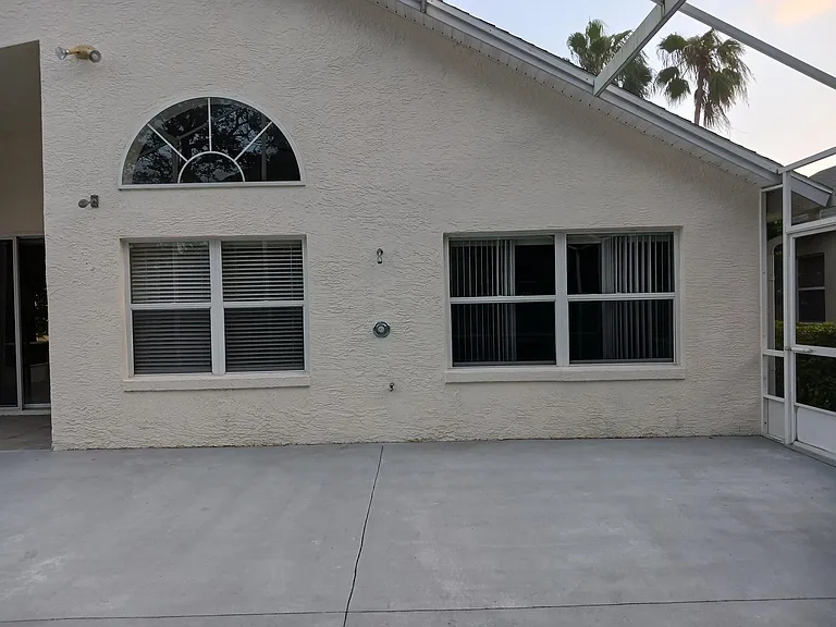 5 Villa Lago Ln — Photo 33