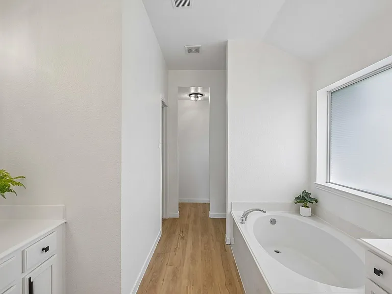 Harvester Dr — Photo 11