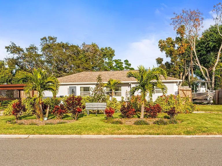 5120 Aragon Way S — Photo 46
