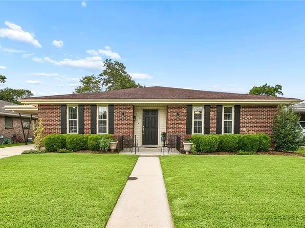 186 Sedgefield Dr, Harahan, LA 70123