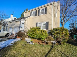 219 Princeton Rd, Linden, NJ 07036