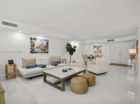 6423 Collins Ave APT 203, Miami Beach, FL 33141