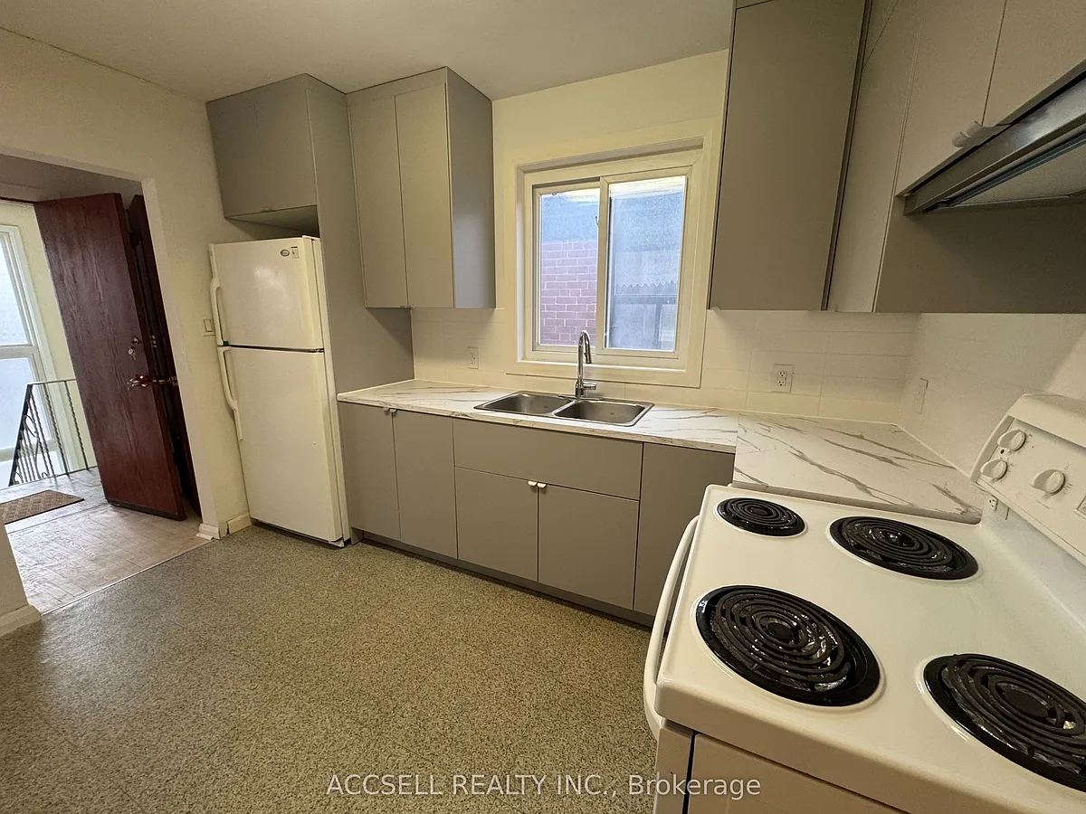 Building Photo - 99 Kenwood Ave #UPPER