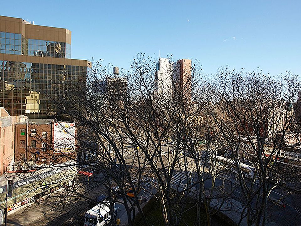 1st image of 180 Park Row APT 7E