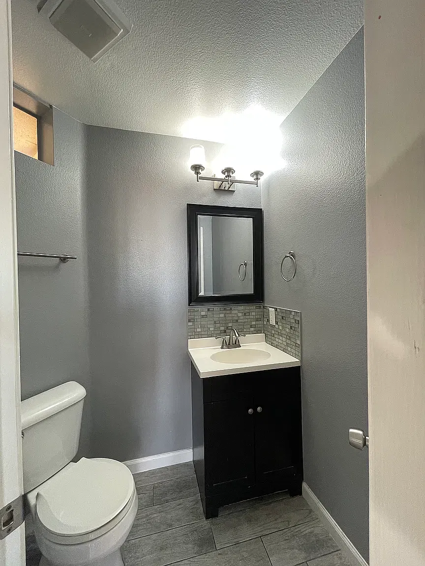 3 bed, 1215 sqft, $4,000 — Photo 4
