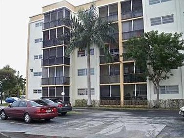 1st image of 220 SW 9th Ave APT 301