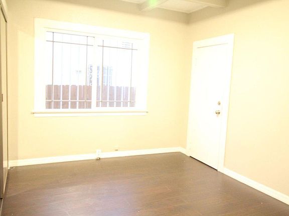 3rd image of 1196 W 38th St