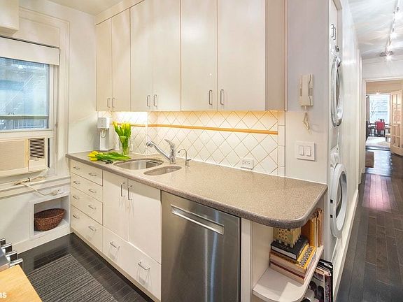 5th image of 790 W End Ave #3A