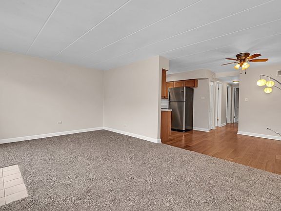 3rd image of 7029 167th St APT 1S