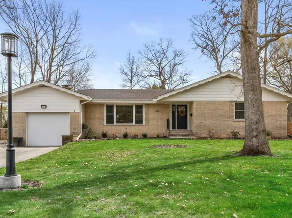 3401 100th STREET, Pleasant Prairie, WI 53158