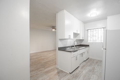 4th image of 4714 S Slauson Ave APT 11
