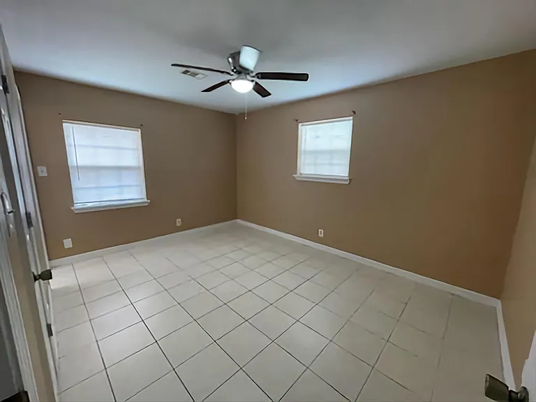 531 Roper St — Photo 16