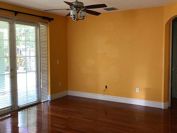 4th image of 20776 SW 91st Ct