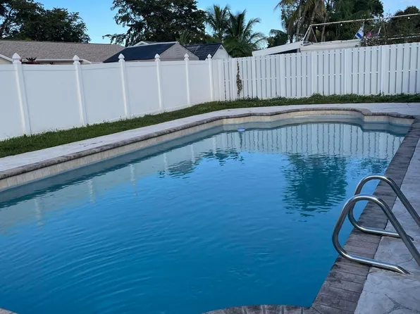 11075 NW 26th Place, Sunrise, FL 33322