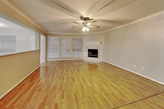 4 bed, 3.5 bath, 2644 sqft, $2,500 — Photo 3