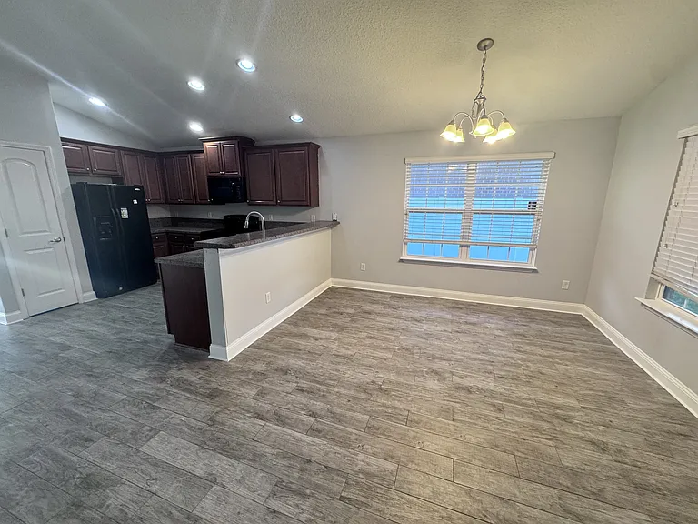 7565 Westland Oaks Dr — Photo 7