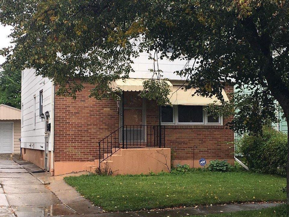 1st image of 54 Camden Ave
