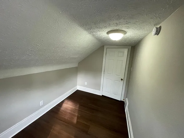6553 Newman Ave — Photo 18