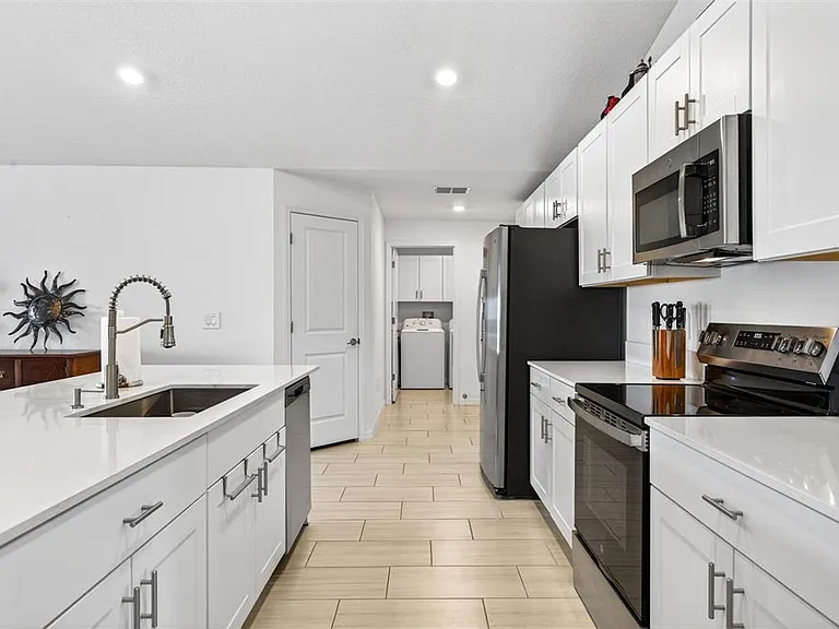 15217 Zircon Red Dr — Photo 24