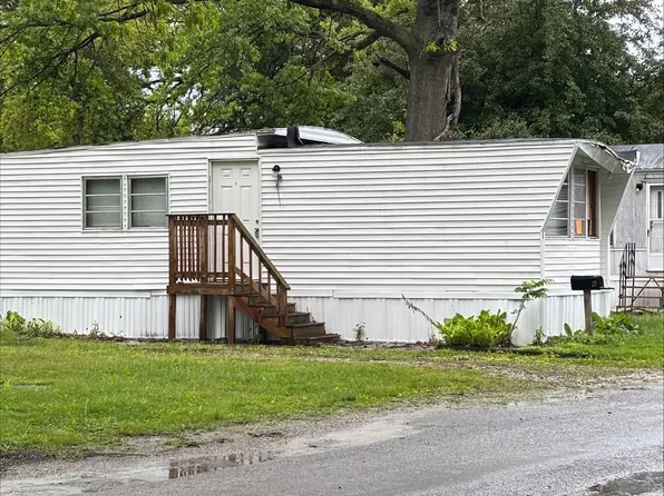 1351 N 2nd St, Belleville, IL