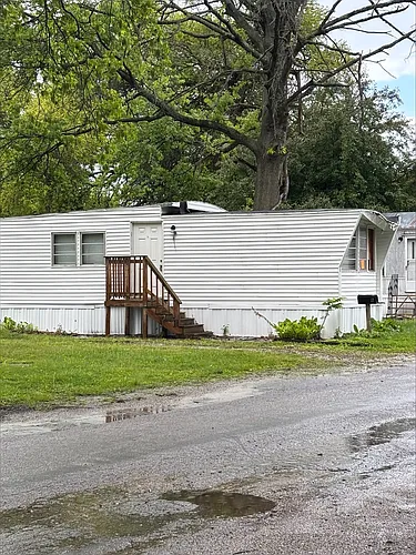 1351 N 2nd St Photo 1
