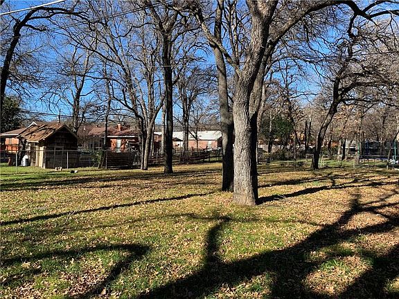 3rd image of 6420 Banbury Dr