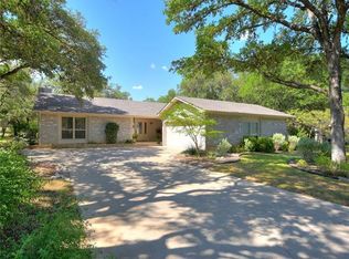 6 Woodcreek Dr, Wimberley, TX 78676