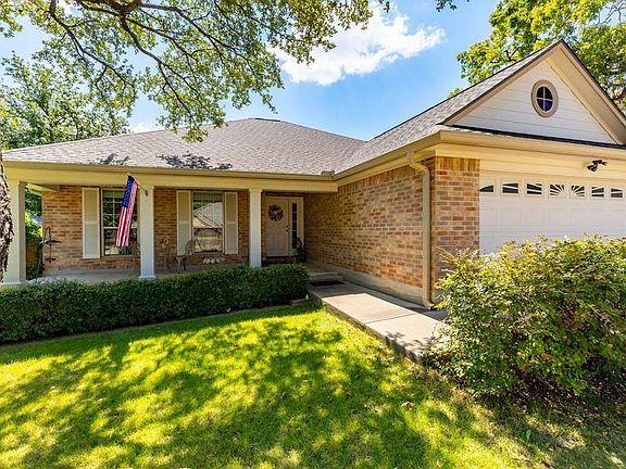 2nd image of 311 Summer Hill Dr