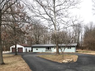 10743 Buckhart Rd, Rochester, IL 62563