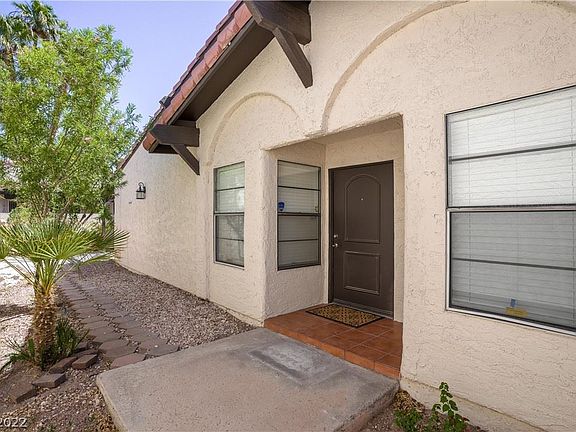 5th image of 2532 Whippoorwill Ln