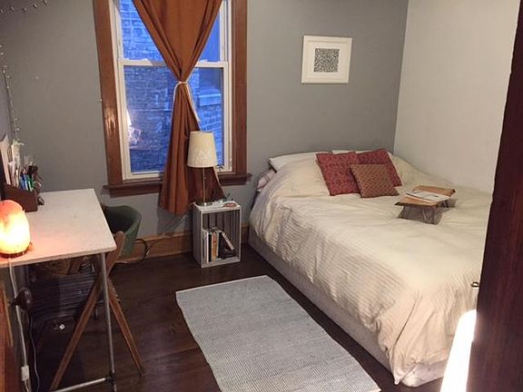 4th image of 2626 N Mozart St #2