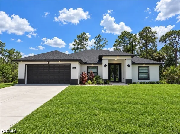 3315 23rd St, Lehigh Acres, FL 33971
