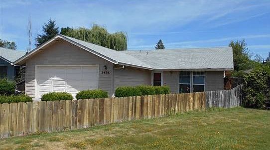2nd image of 1454 Saint Andrew Way