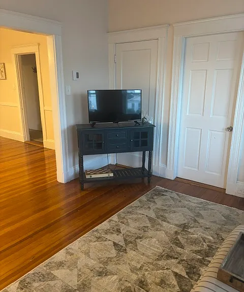 14 Elgin St #2 — Photo 5