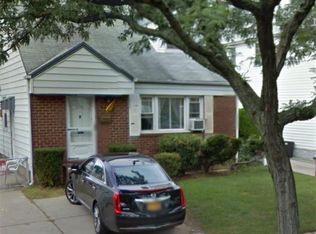 8332 268th St, Floral Park, NY