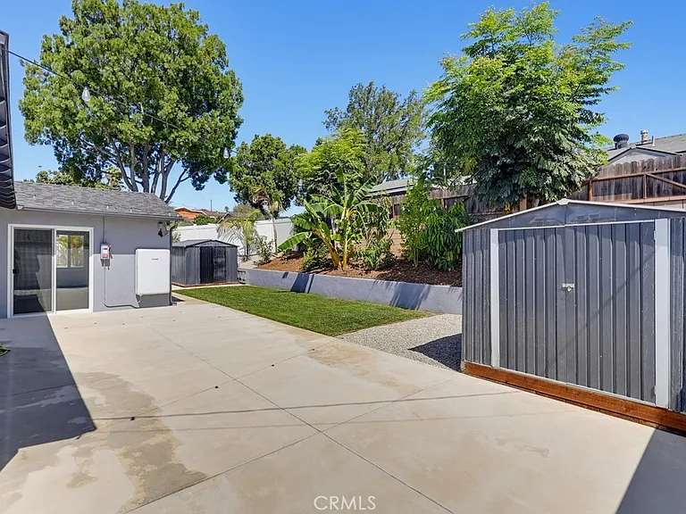 15811 Rosalita Dr — Photo 25