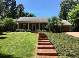 112 Brookwood Dr, Vicksburg, MS 39183
