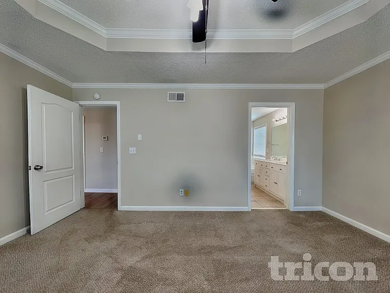 130 Kyle Way — Photo 12