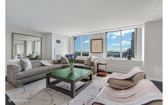 Sold by Douglas Elliman | media 20