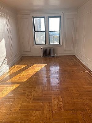 2nd image of 120 Haven Ave #2