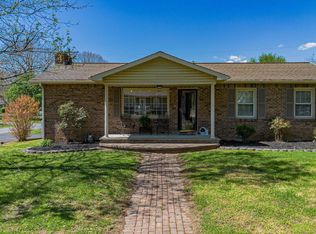 635 E 6th Ave, Calvert City, KY 42029