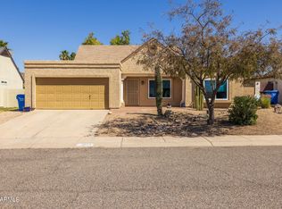 1032 E Wickieup Ln, Phoenix, AZ 85024
