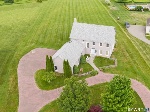 195 Town Line Highway, Watertown, CT 06795