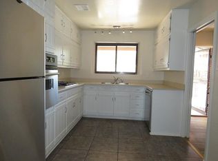 441 Graceland Dr SE, Albuquerque, NM 87108