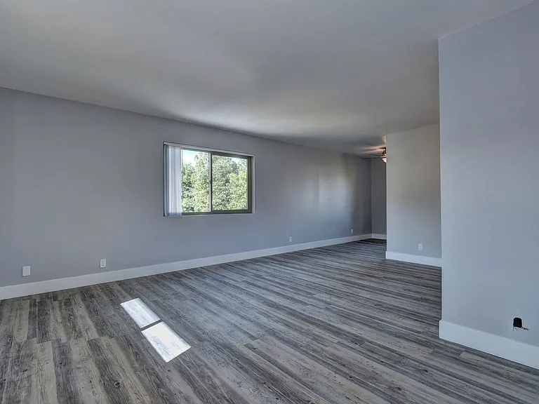 3488 Agate Drive — Photo 3